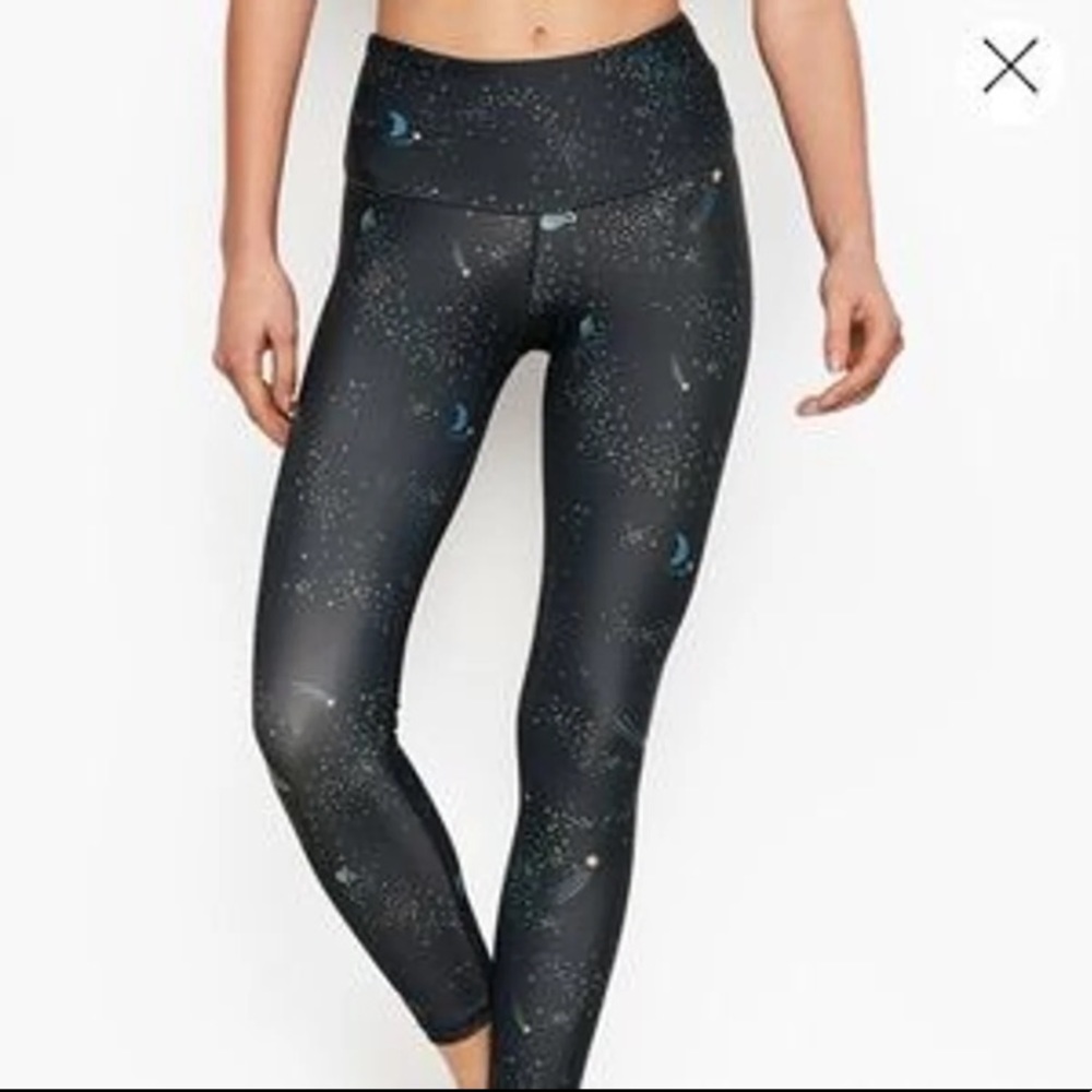 Victoria’s Secret Sports Tight